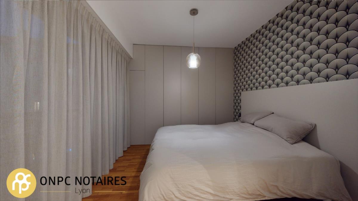 69221-979735 – LE VENDOME