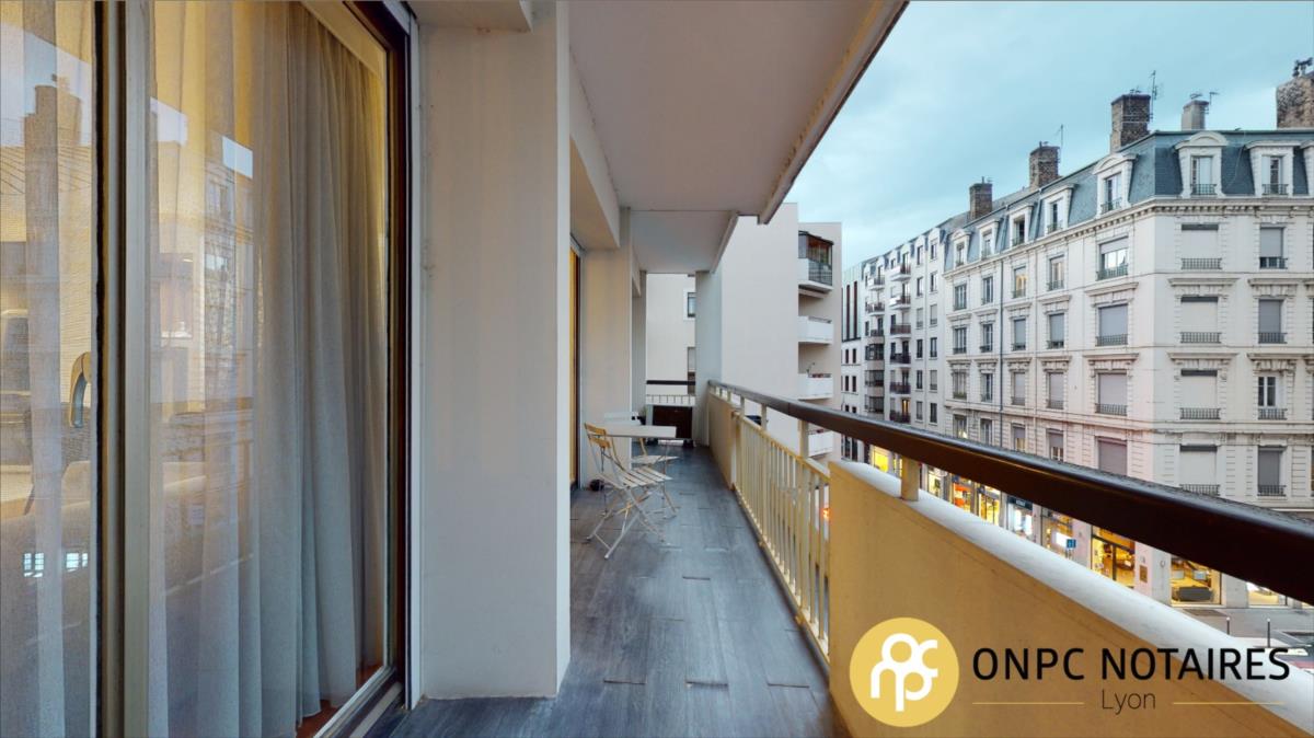 69221-979735 – LE VENDOME